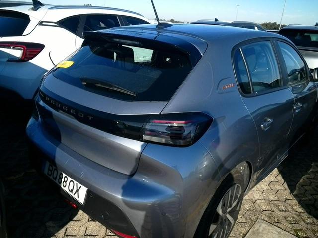 Peugeot e-208 Style 