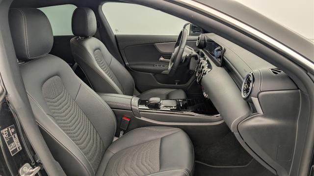 Mercedes-Benz CLA Shooting Brake 250 e 8G-DCT Progressive Line 