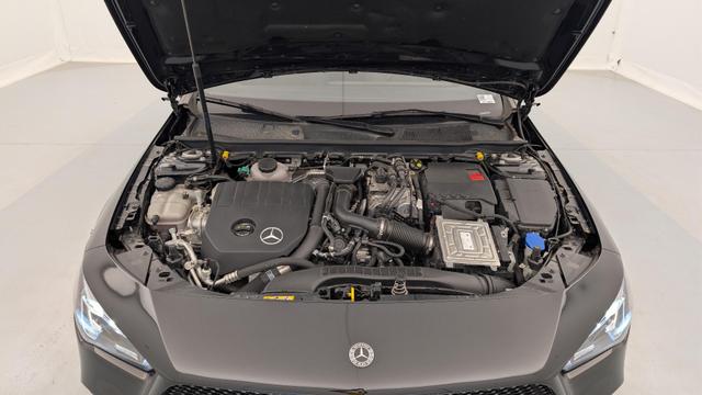 Mercedes-Benz CLA Shooting Brake 250 e 8G-DCT Progressive Line 