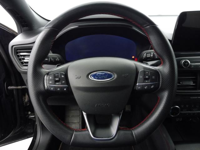 Ford Focus 1.5 ECOBOOST 150 CAst line 