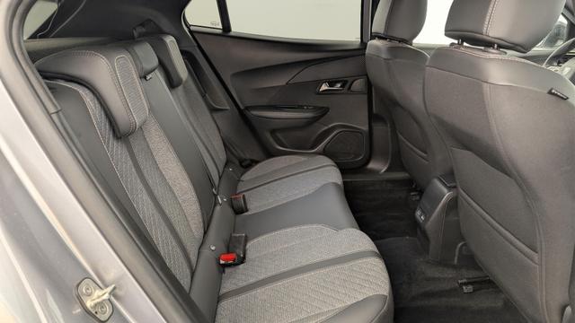 Peugeot 2008 50 kWh 136 ch Allure 