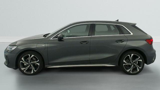 Audi A3 TFSI e Hybride rechargeable 204 S tronic 6 line 