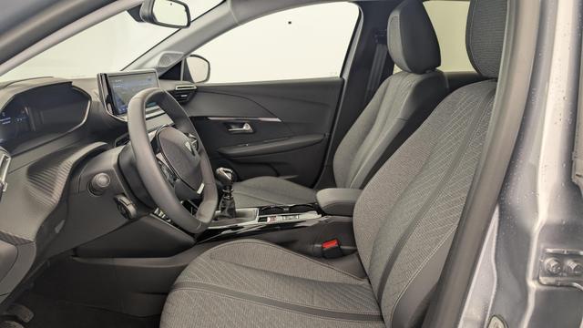 Peugeot 208 100 S&S BVM6 Allure 