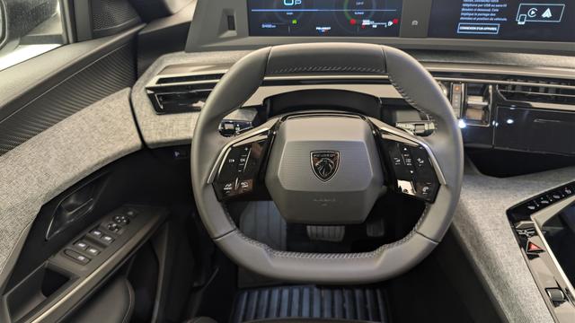 Peugeot 3008 Hybrid 145 e-DCS6 Allure 