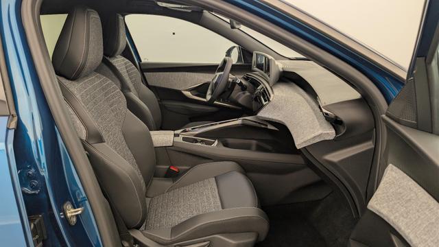 Peugeot 3008 Hybrid 145 e-DCS6 Allure 