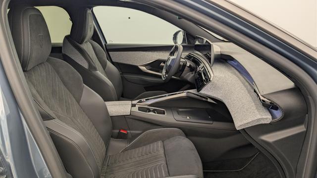 Peugeot 3008 Hybrid 145 e-DCS6 GT 