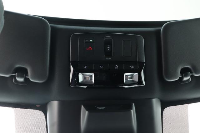 Nissan Qashqai Tekna Plus 2Tone 