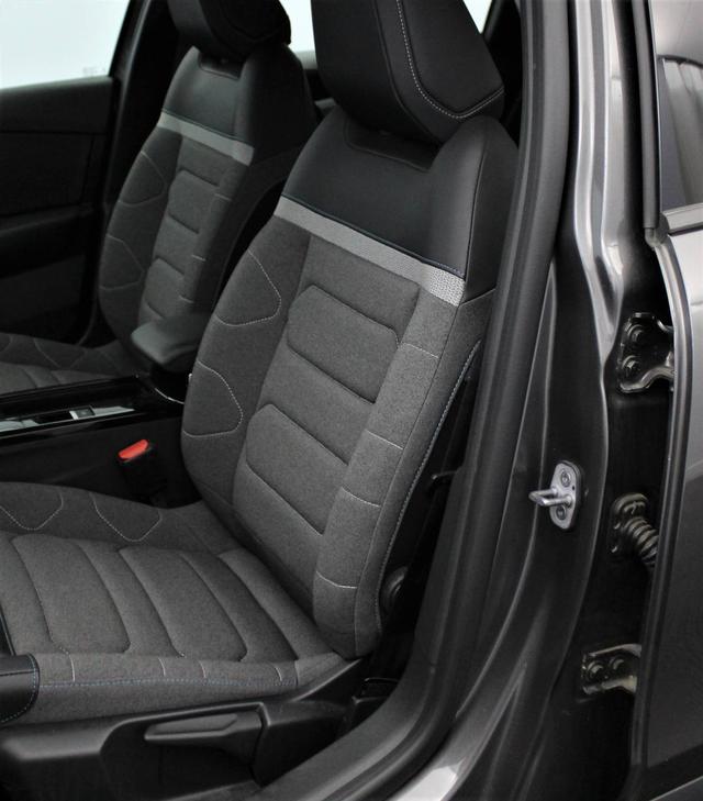 Citro&euml;n C4 Feel Pack 