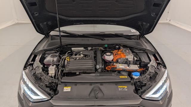 Audi A3 40 TFSIE 204 S TRONIC 6 BUSINESS LINE 