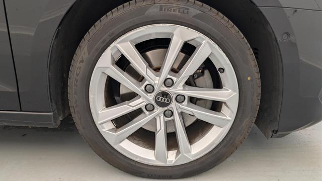 Audi A3 40 TFSIE 204 S TRONIC 6 BUSINESS LINE 