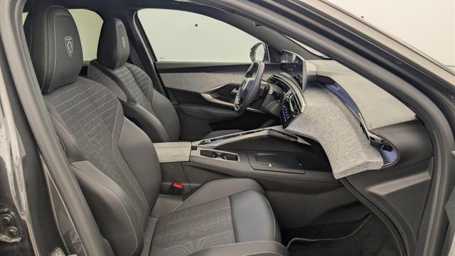Peugeot 3008 Hybrid 145 e-DCS6 GT 