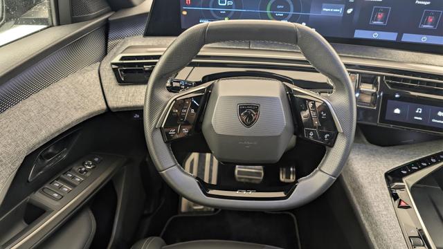 Peugeot 3008 Hybrid 145 e-DCS6 GT 