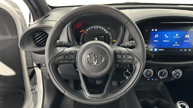 Toyota Aygo Dynamic (X) 