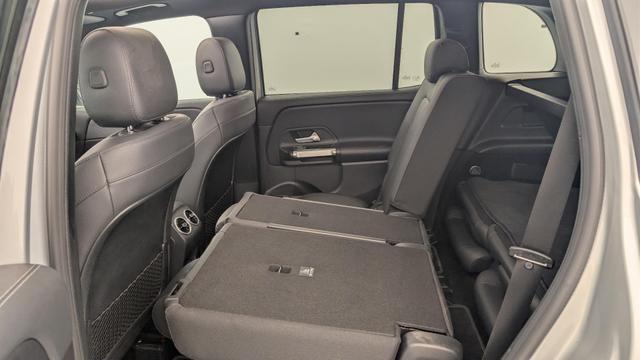Mercedes-Benz GLB 200 7G-DCT Business Line 