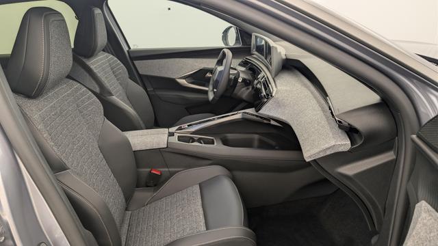 Peugeot 3008 Hybrid 145 e-DCS6 Allure 