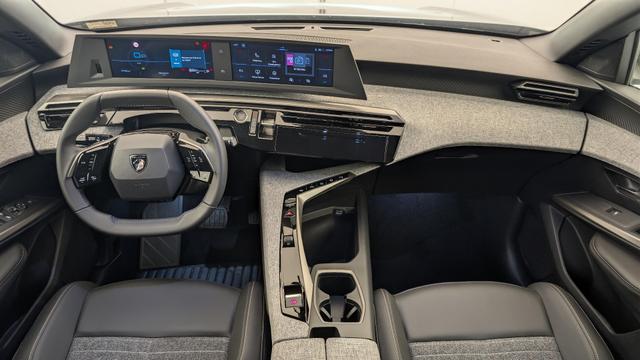 Peugeot 3008 Hybrid 145 e-DCS6 Allure 