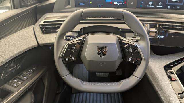 Peugeot 3008 Hybrid 145 e-DCS6 Allure 