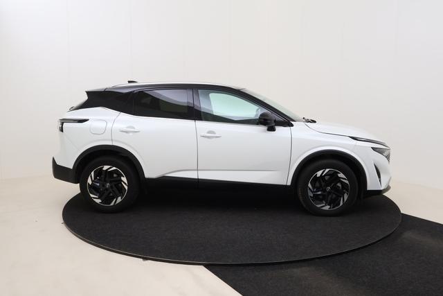 Nissan Qashqai N-Connecta Winter Comfort + PANO 2 Tone 