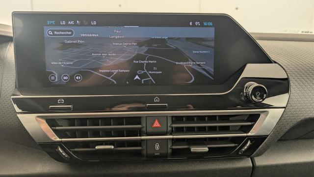 Citro&euml;n C4 PureTech 130 EAT8 Max 