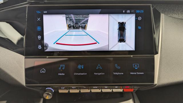 Peugeot 408 Hybrid 136 e-DCS6 Allure 