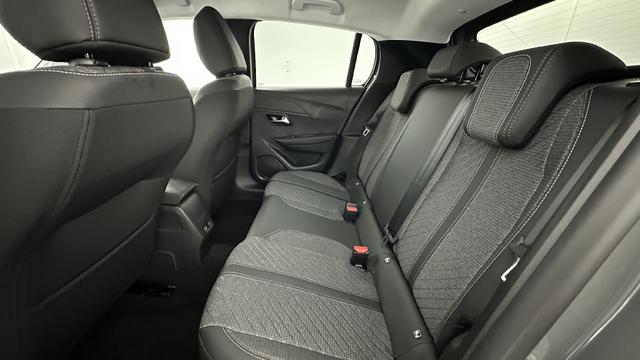 Peugeot 208 Allure 