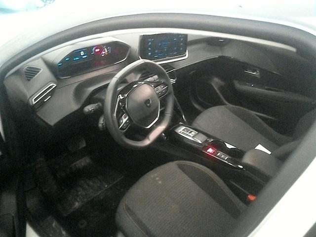 Peugeot e-208 Style 