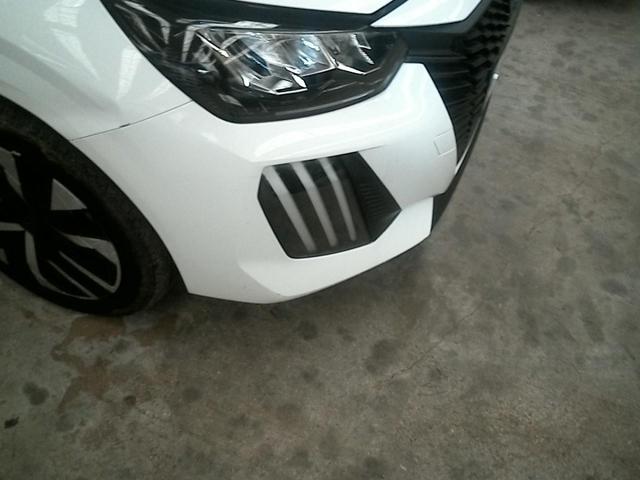Peugeot e-208 Style 