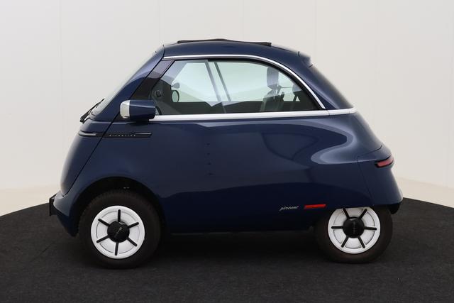 Microlino Pioneer 