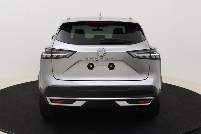 Nissan Qashqai Tekna + BOSE 
