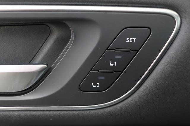 Nissan Qashqai Tekna + BOSE 