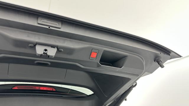 Peugeot 5008 GT III 