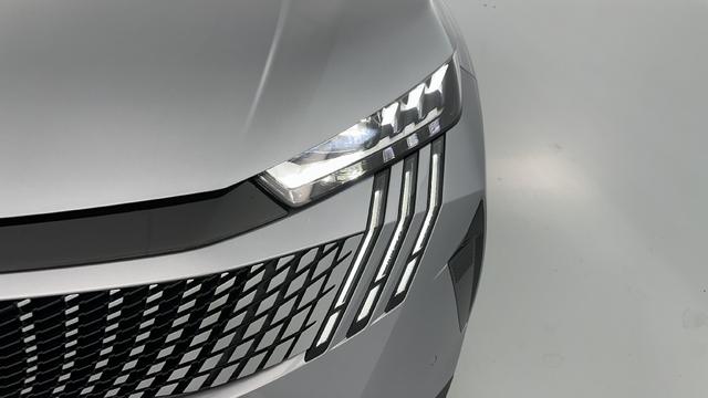 Peugeot 5008 GT III 