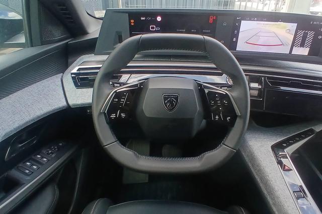 Peugeot 3008 Hybrid 145 e-DCS6 Allure 