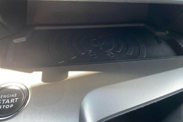 Peugeot 408 Hybrid 145 e-DCS6 Allure 