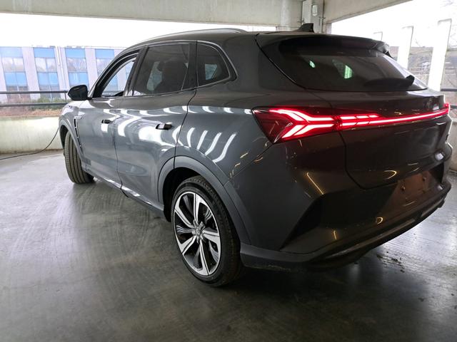 MG Marvel R Luxury 
