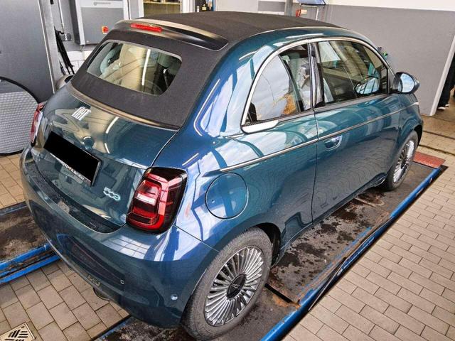 Fiat 500e 3+1 Cabrio 