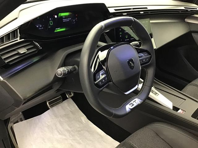 Peugeot 408 GT 