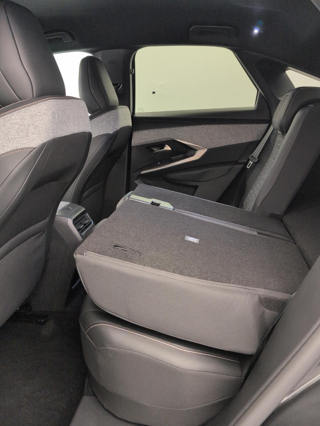 Peugeot 3008 Hybrid 145 e-DCS6 Allure 