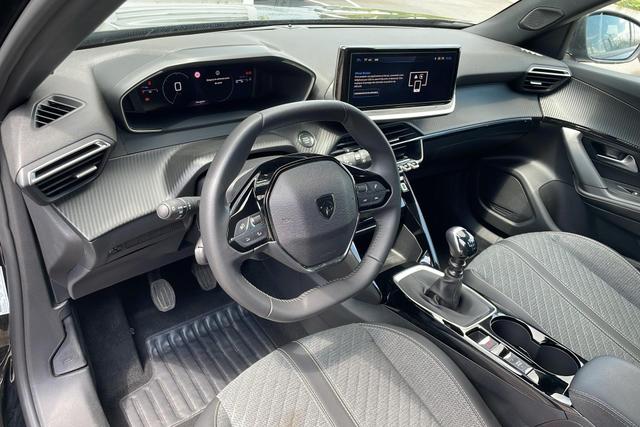 Peugeot 2008 100 S&S BVM6 Allure 