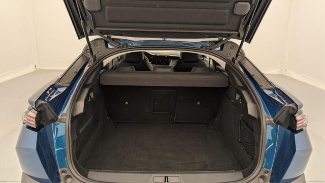 Peugeot 408 Hybrid 145 e-DCS6 Allure 