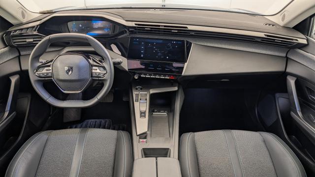 Peugeot 408 Hybrid 145 e-DCS6 Allure 