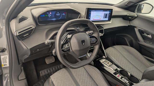 Peugeot 2008 50 kWh 136 ch Allure 