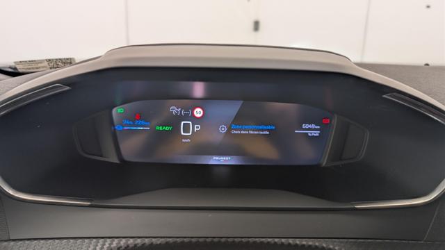 Peugeot 2008 50 kWh 136 ch Allure 