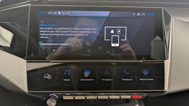 Peugeot 408 Hybrid 145 e-DCS6 Allure 