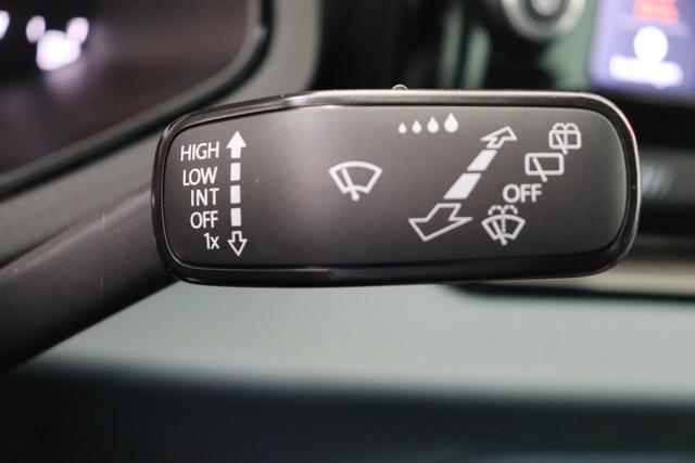 Seat Arona Play Plus 
