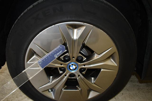 BMW iX1 xDrive30 