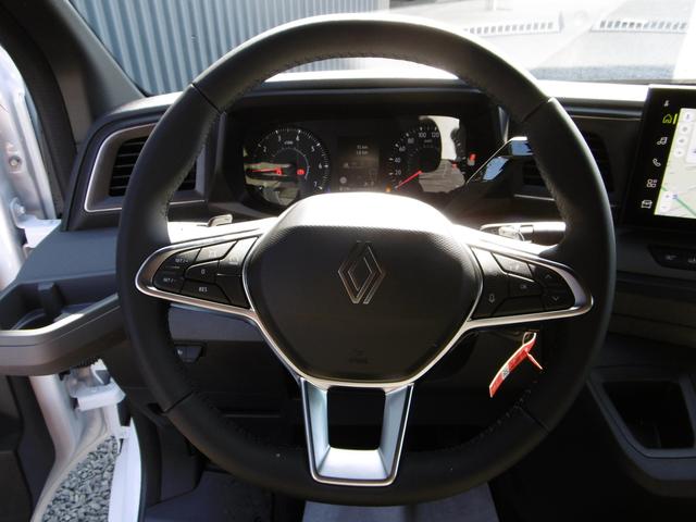 Renault Master Kastenwagen Extra L2H2 