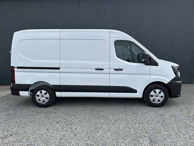Renault Master Kastenwagen Extra L2H2 