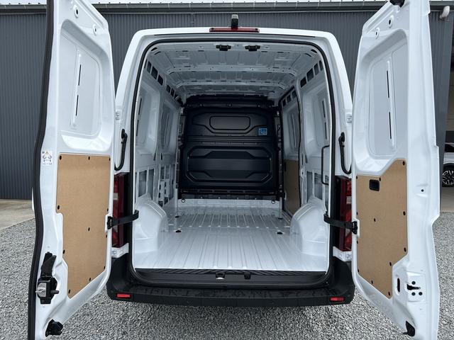 Renault Master Kastenwagen Extra L2H2 