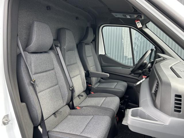 Renault Master Kastenwagen Extra L2H2 